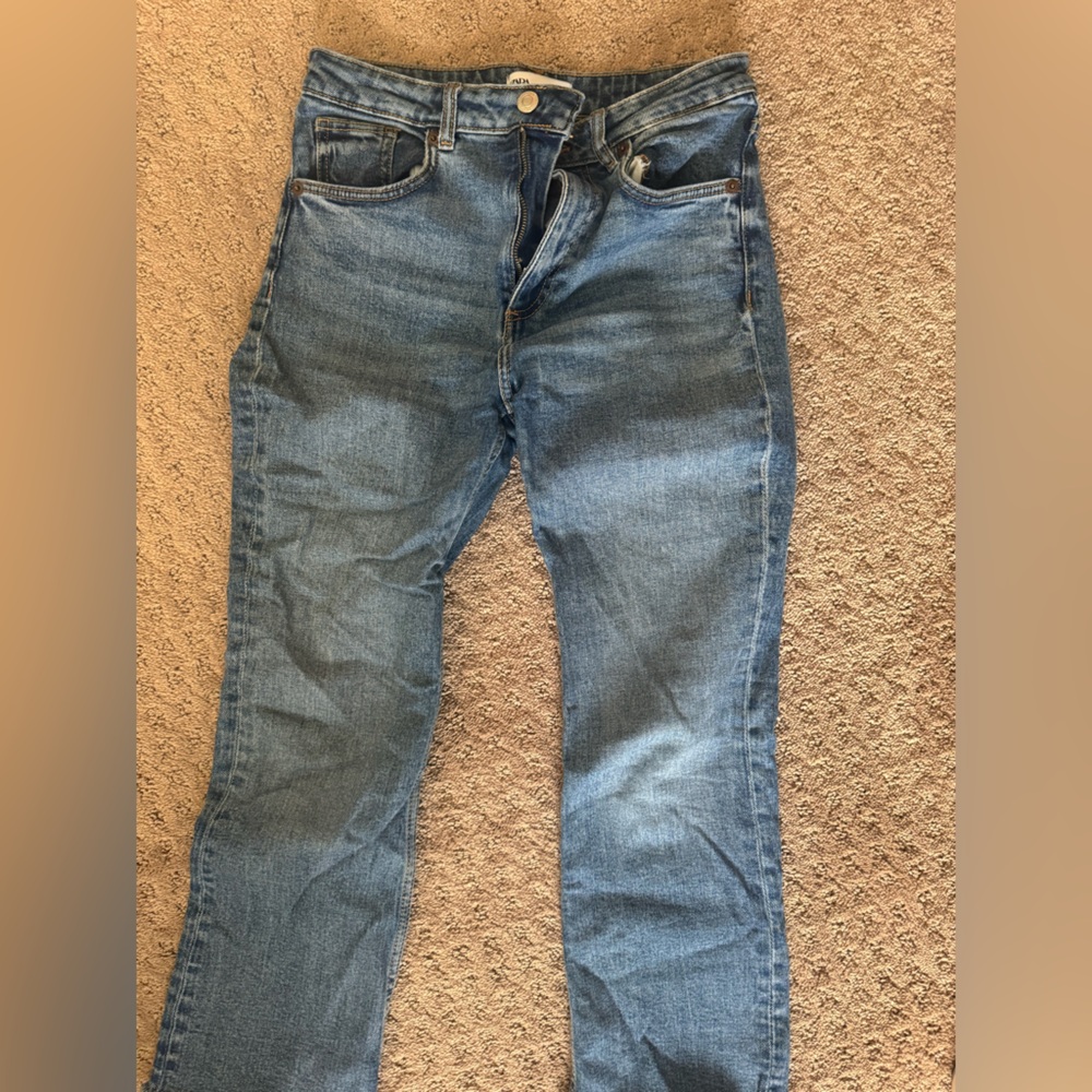 Zara Women's Blue Ankle-Length Denim Jeans